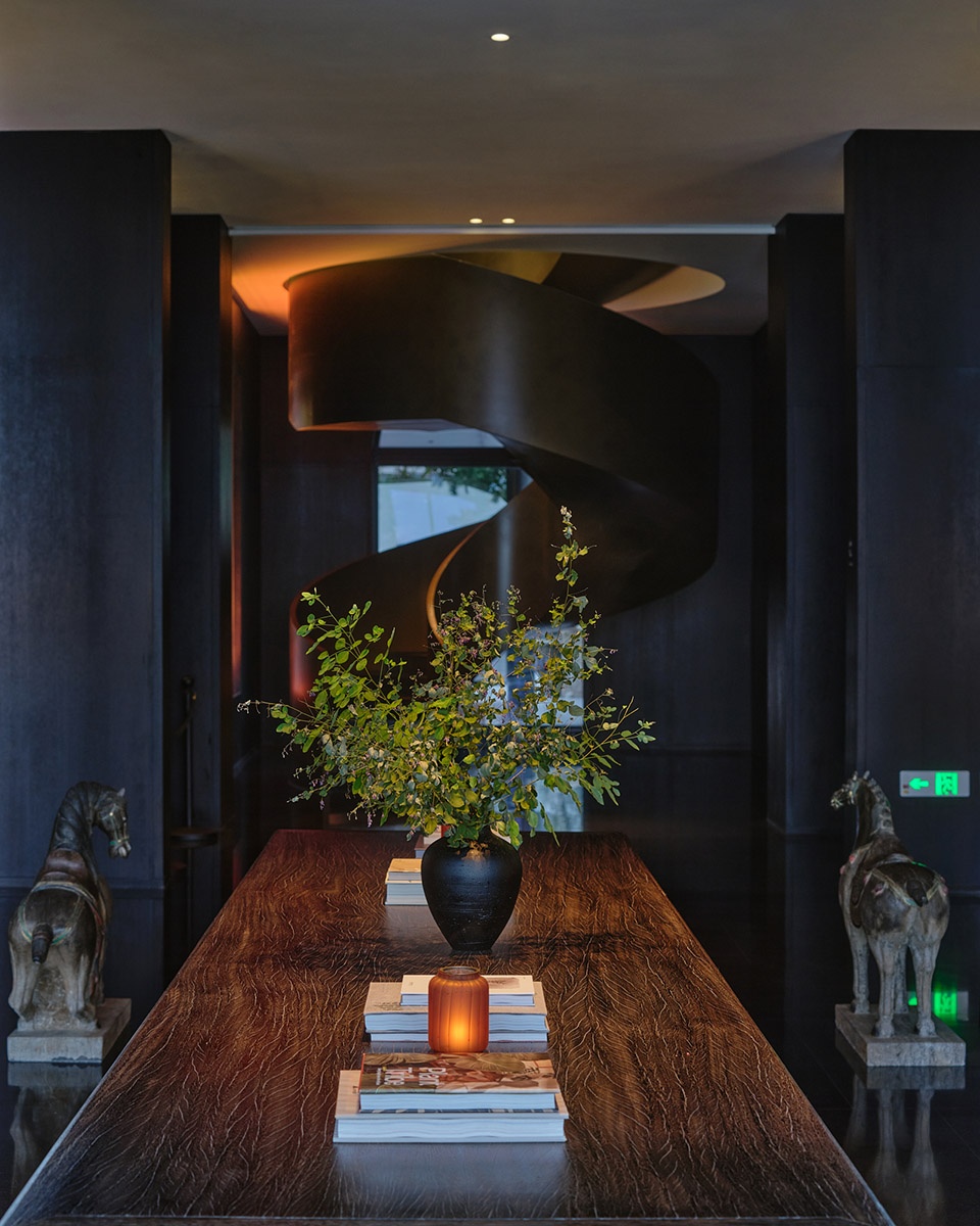 qingdao tides rise hotel by leeko architects