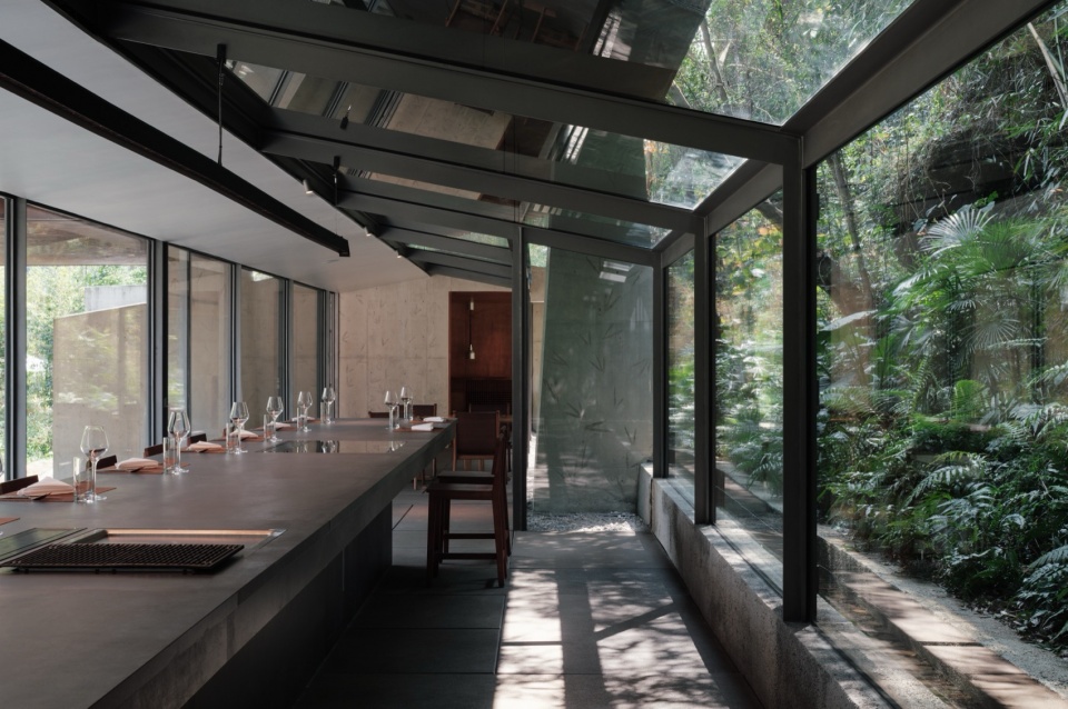 Stream Restaurant by Atelier Guo