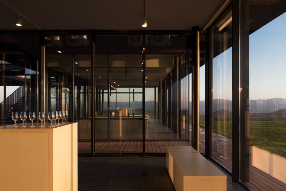 gai kodzor winery by kleinewelt architekten