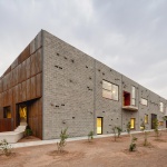 Shamim Polymer工厂生产部门，伊朗 / Davood Boroojeni Office
