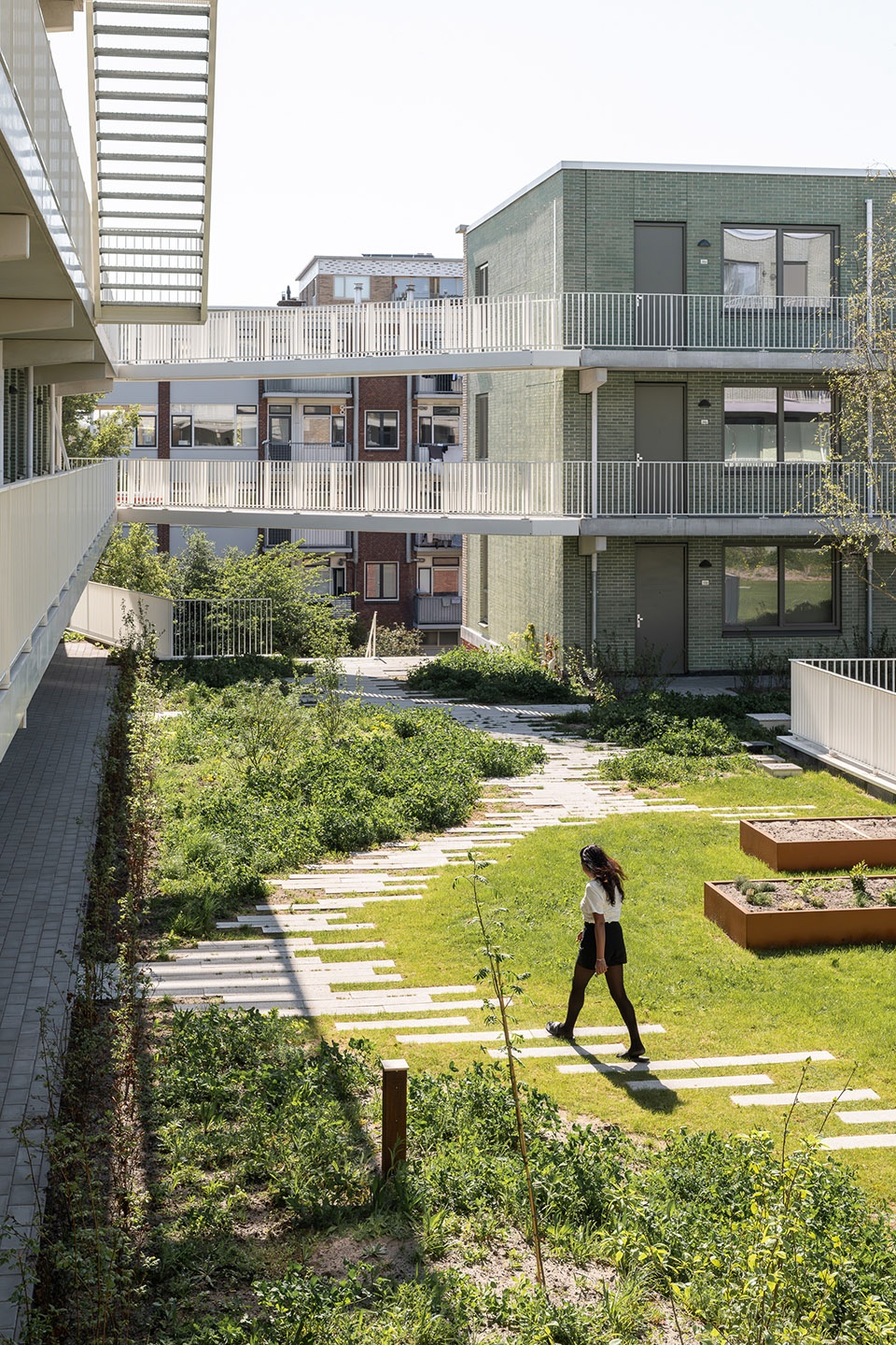 steenzicht social housing by jvst