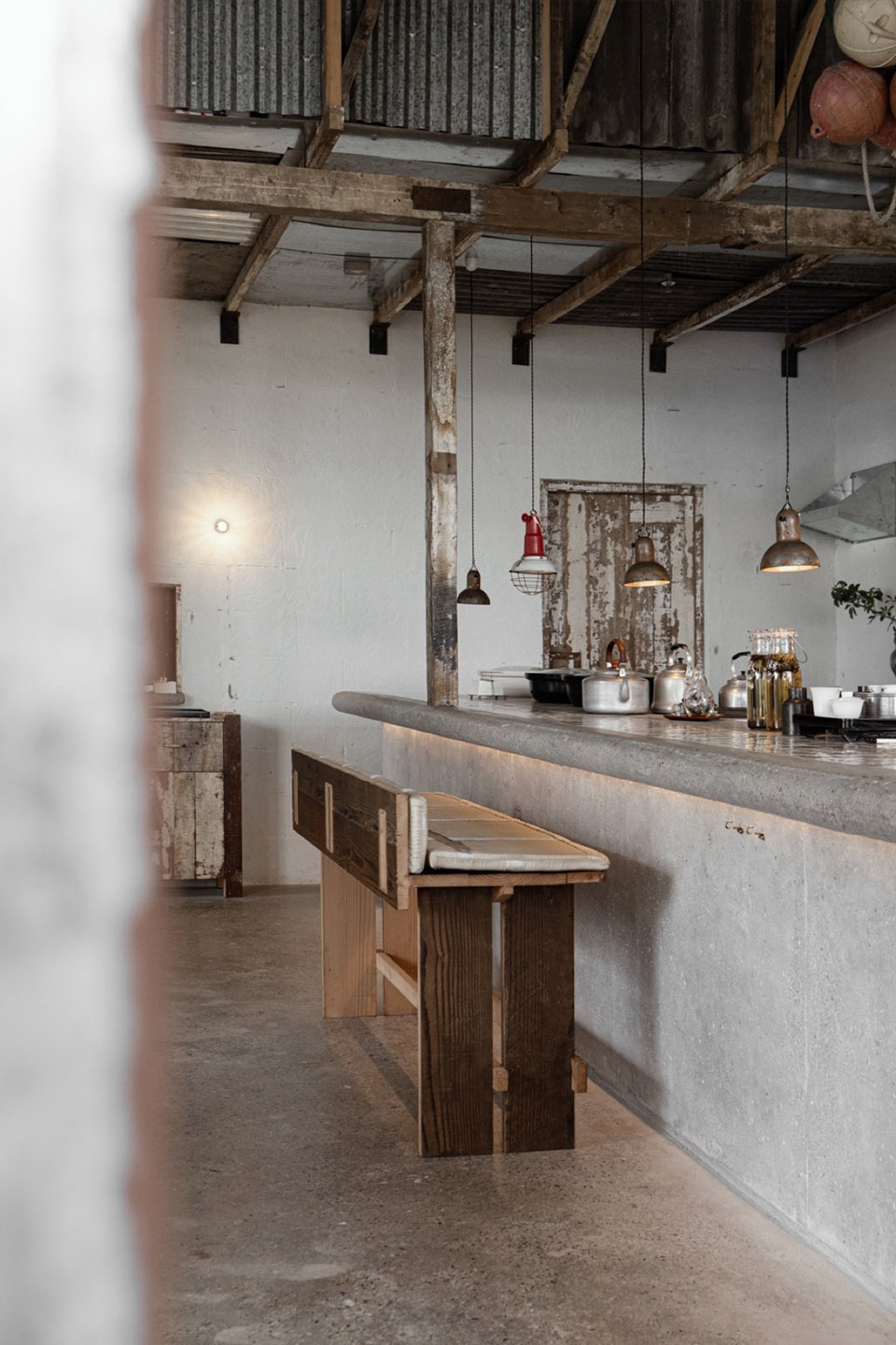wujiaojia pub by DEVOLUTION