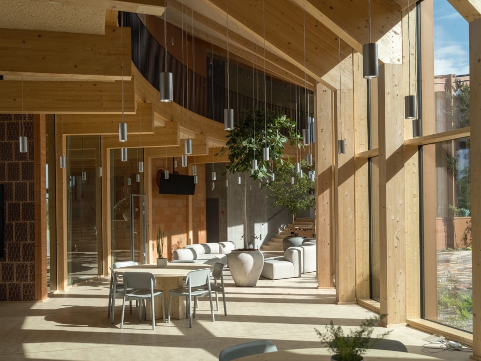 Dymak HQ by BIG