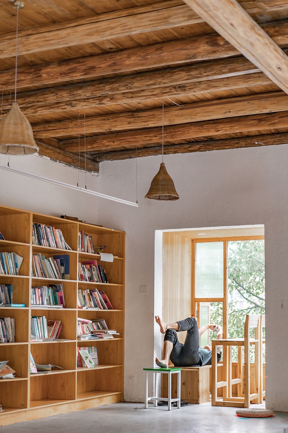 Spring Bud Bookhouse by ZHUO Architects