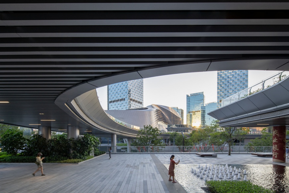 The Shenzhen Galaxy World Twin Tower
