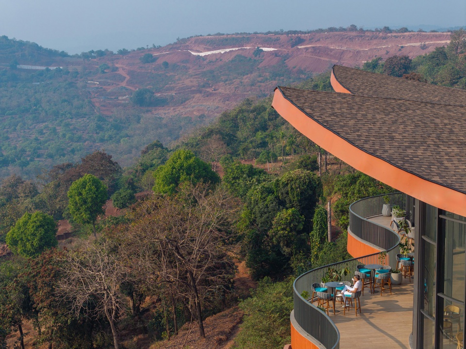 crest nine by sanjay puri architects