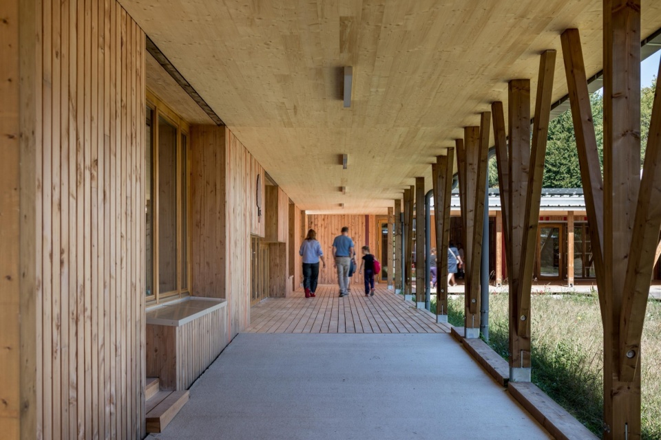 leisure centre with dormitory by atelier quatre r2k architectes