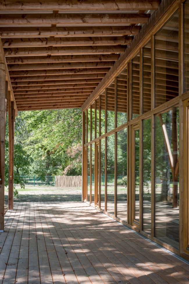 leisure centre with dormitory by atelier quatre r2k architectes