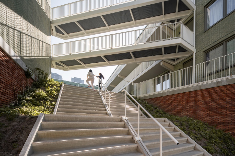 steenzicht social housing by jvst