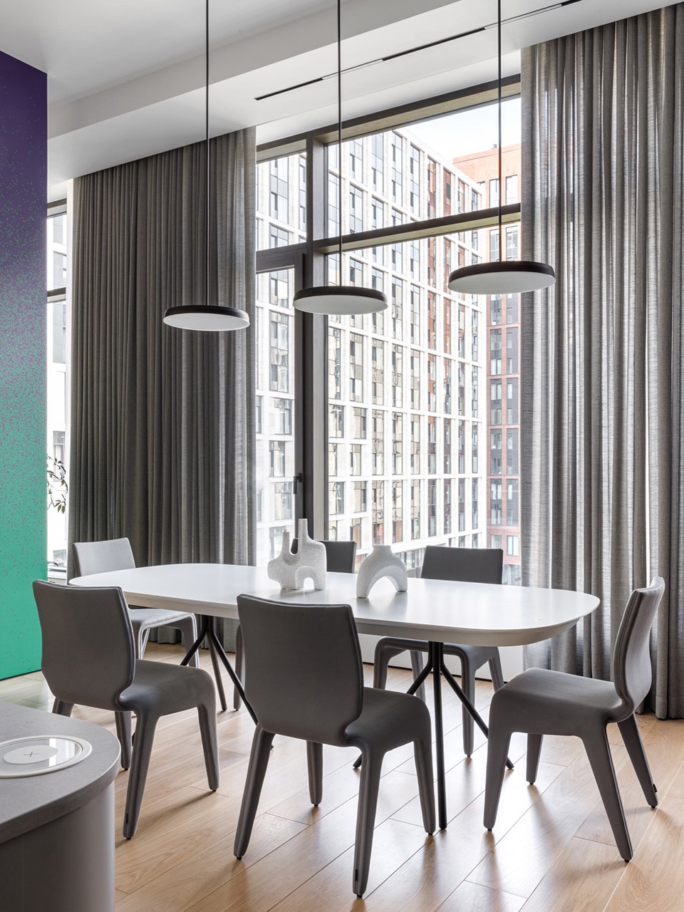 Manifest of Digital Aesthetics in a Residential Interior