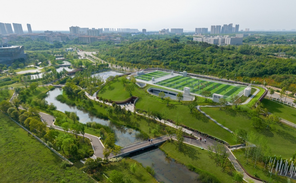 Red Lotus Lake Sports Complex
