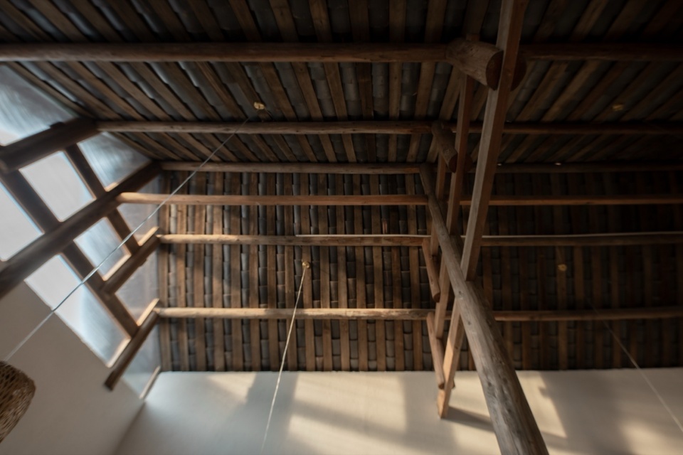 Spring Bud Bookhouse by ZHUO Architects