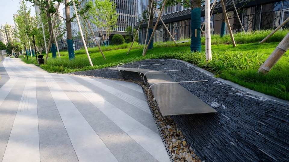 Riverside Landscape Design of Green Belts on Both Sides of Dadongjiang