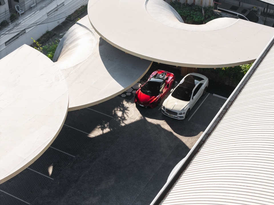 Thepwatana Solar Parking Roof by Openbox Architects