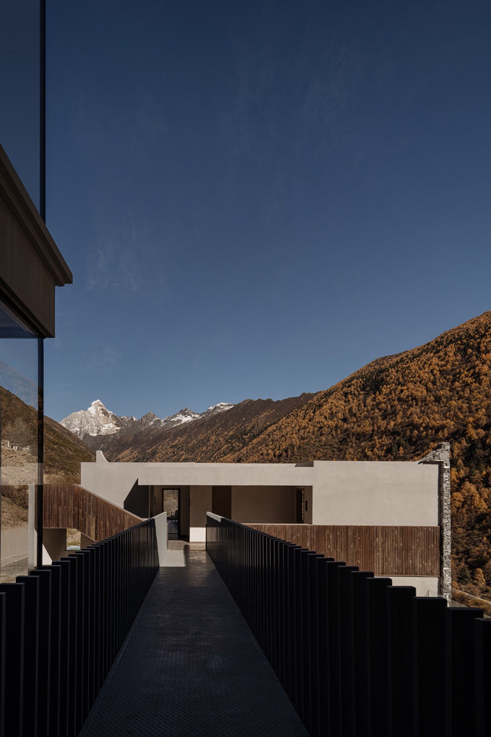 Ruoshui Mountain Residence Siguniang Mountain