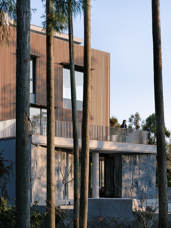 Wencheng Mountain Retreat by ALL Studio