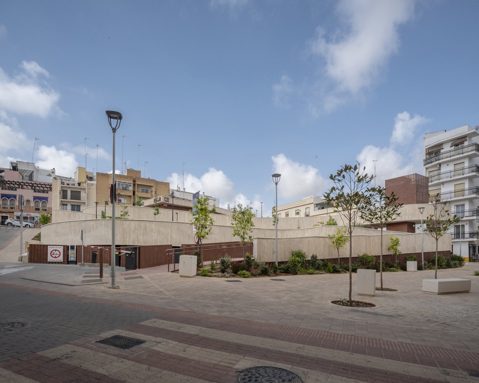 alcala de guadaira youth centre by felipe retuerto dunar arquitectos