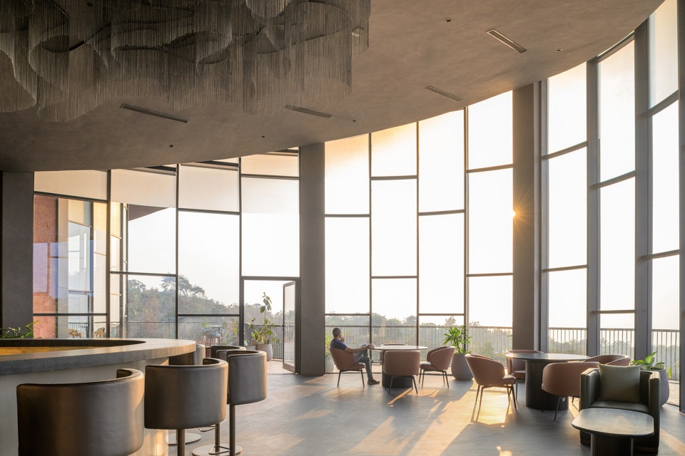 crest nine by sanjay puri architects