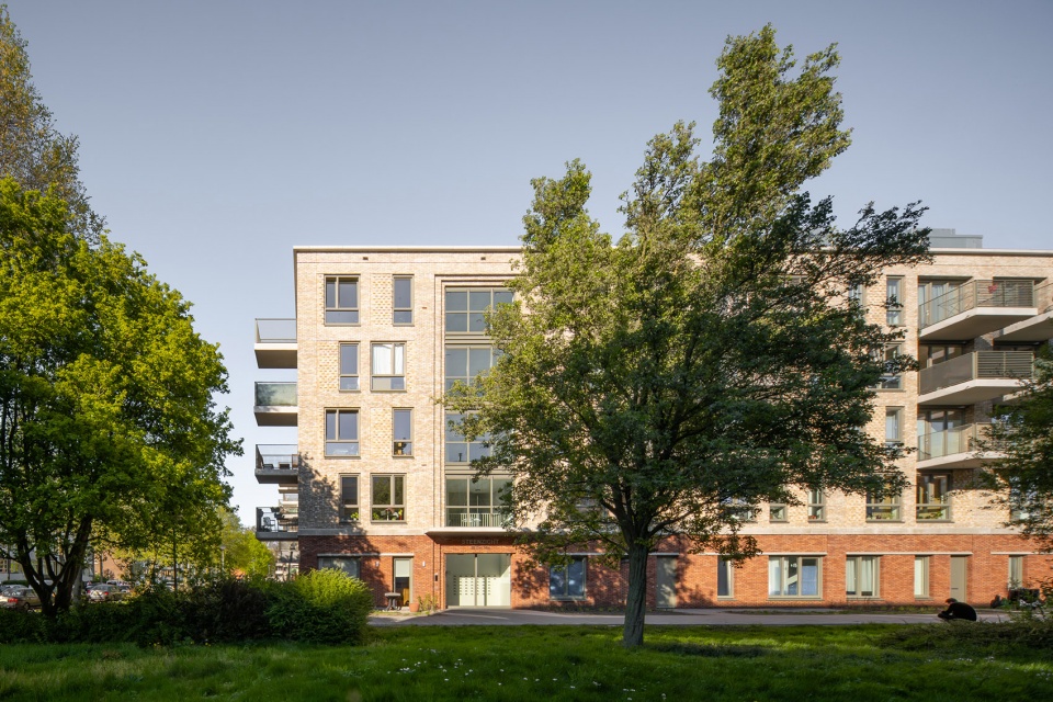 steenzicht social housing by jvst