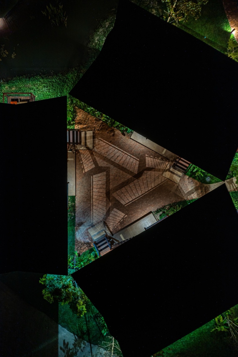 Nachan The Antique Courtyard Hotel