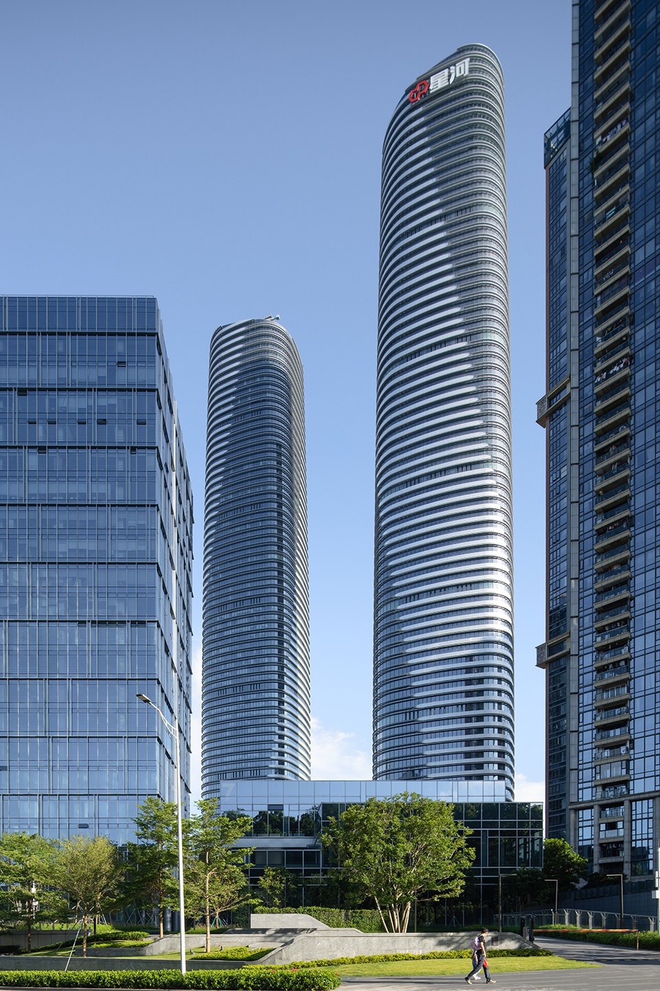 The Shenzhen Galaxy World Twin Tower