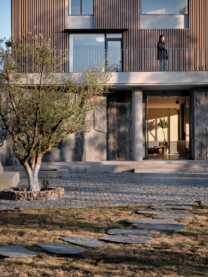 Wencheng Mountain Retreat by ALL Studio