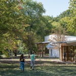 带宿舍的休闲中心，法国 / Atelier Quatre + r2k architectes