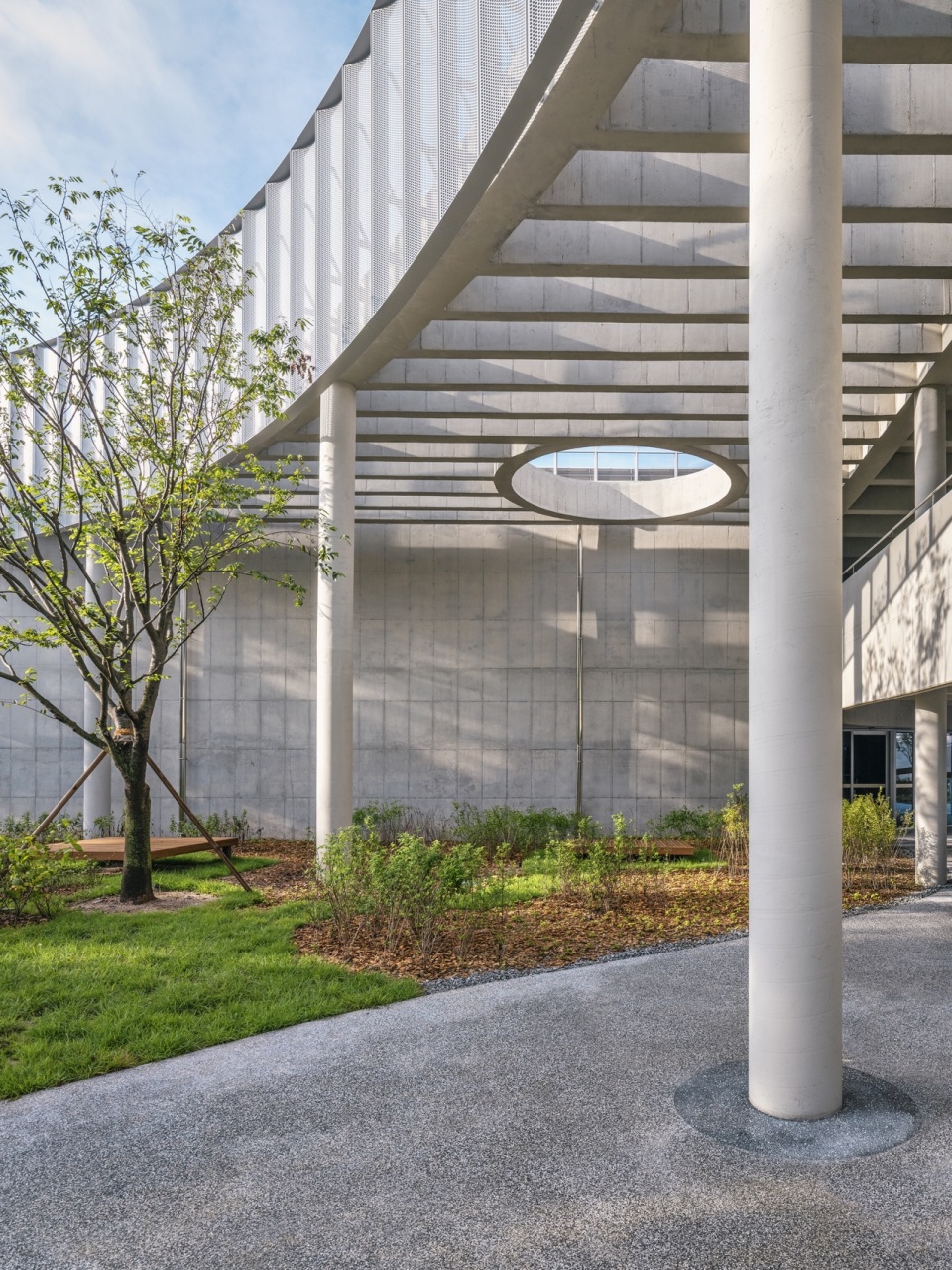 care and wellness center for the elderly and people with disabilities by sol89 woodrock architecs