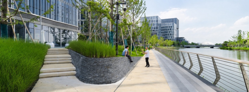 Riverside Landscape Design of Green Belts on Both Sides of Dadongjiang