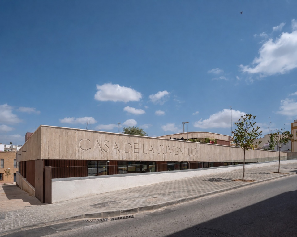 alcala de guadaira youth centre by felipe retuerto dunar arquitectos
