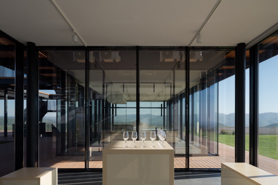 gai kodzor winery by kleinewelt architekten