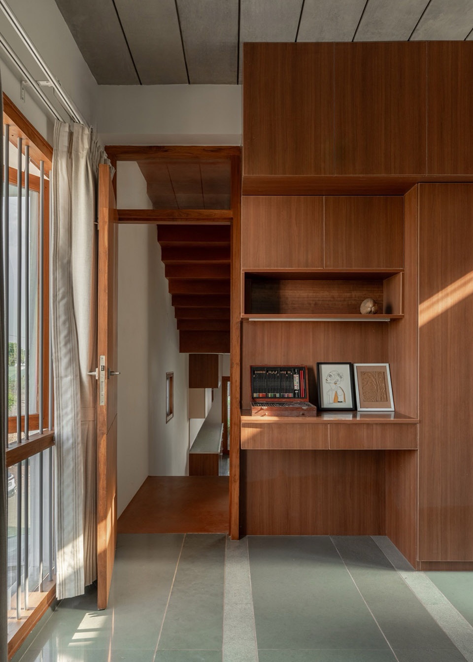 Splitscape Residence by SpaceDNA