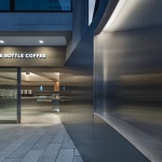 BLUE BOTTLE COFFEE HARAJUKU by TEKI DESIGN