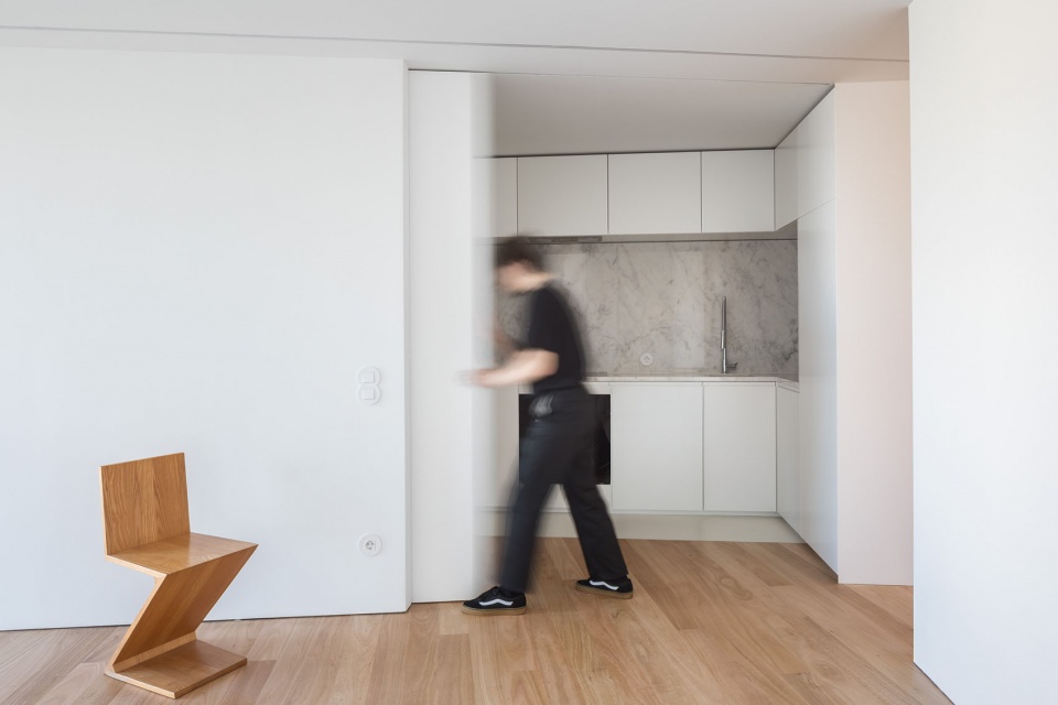 HS BUILDING by NOARQ
