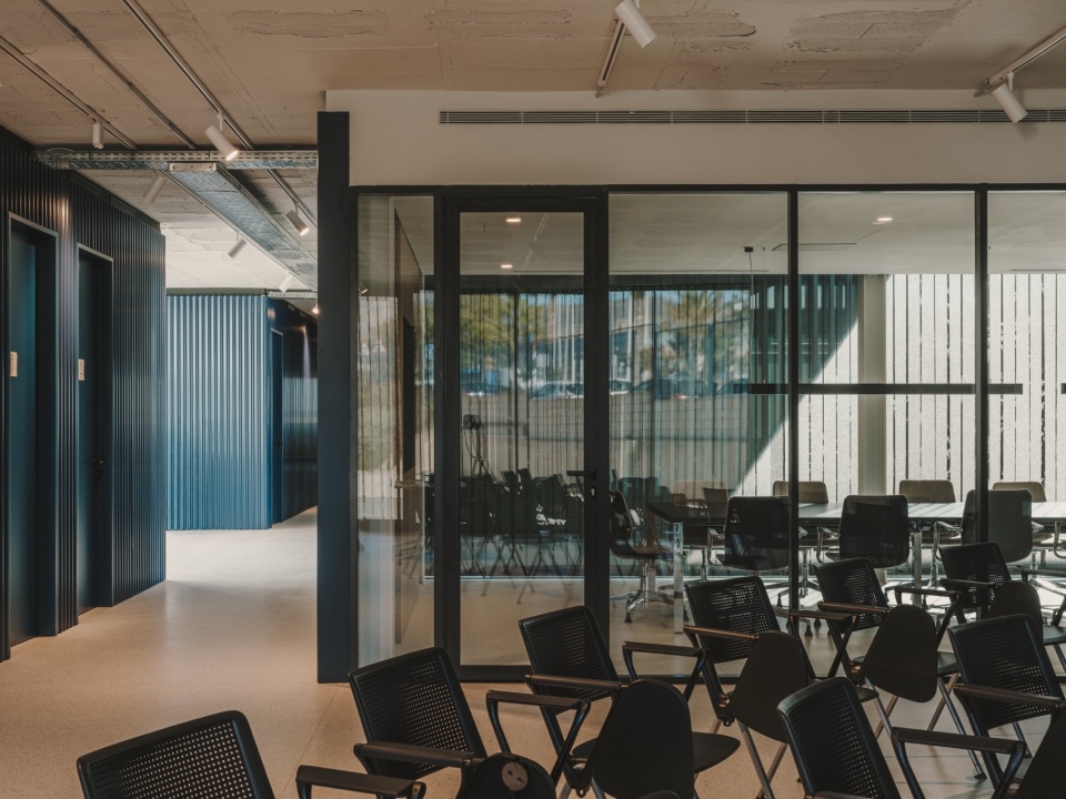 office module by arn arquitectos