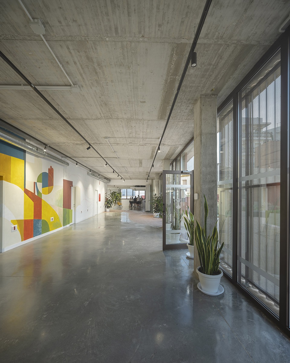 alcala de guadaira youth centre by felipe retuerto dunar arquitectos