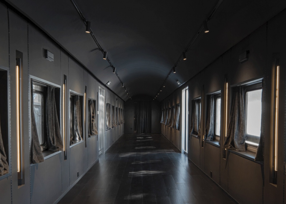 the 798·751 train street renovation by studio nor