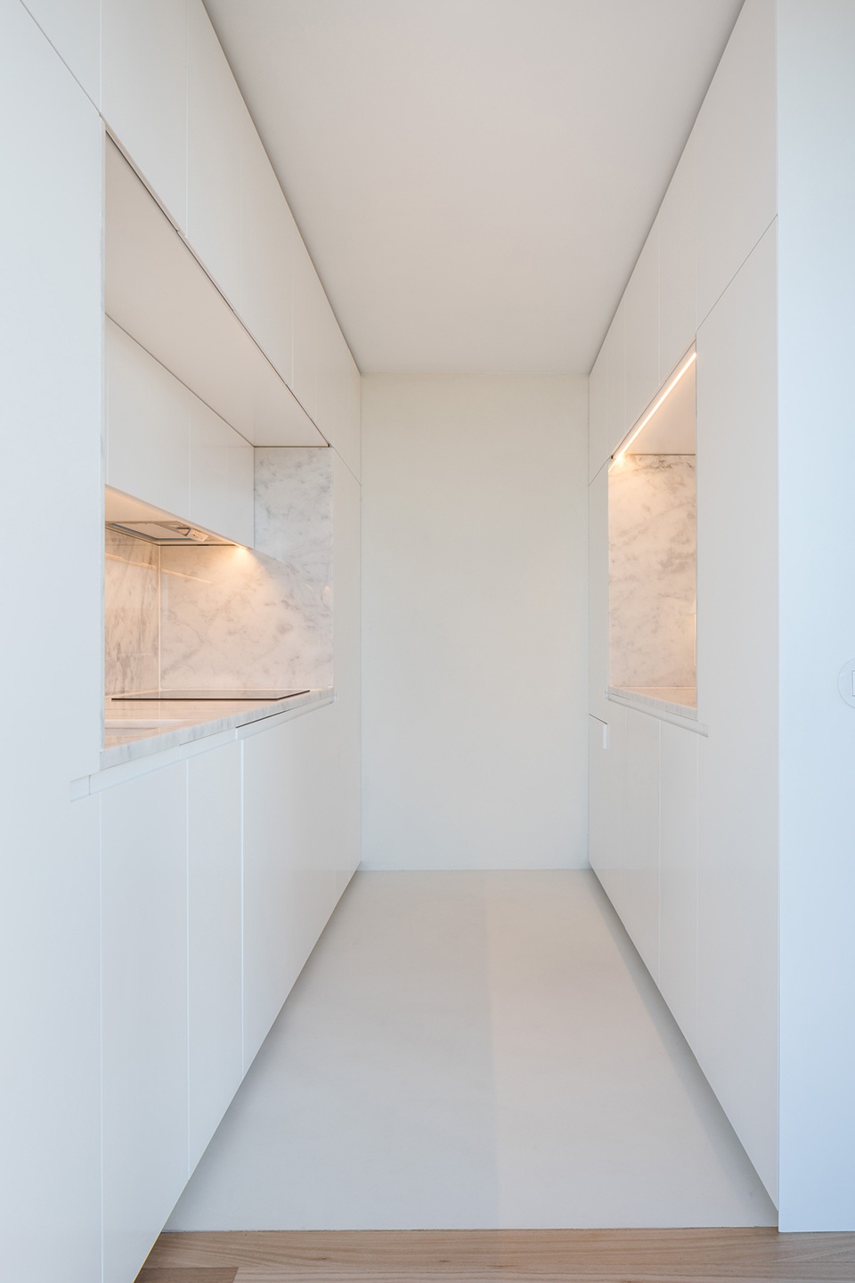 HS BUILDING by NOARQ