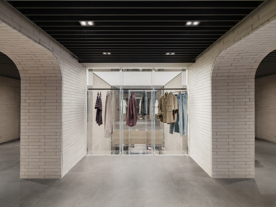 urban revivo flagship store in beijing by mvrdv