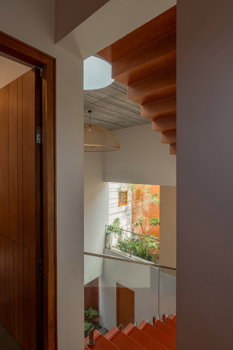 Splitscape Residence by SpaceDNA