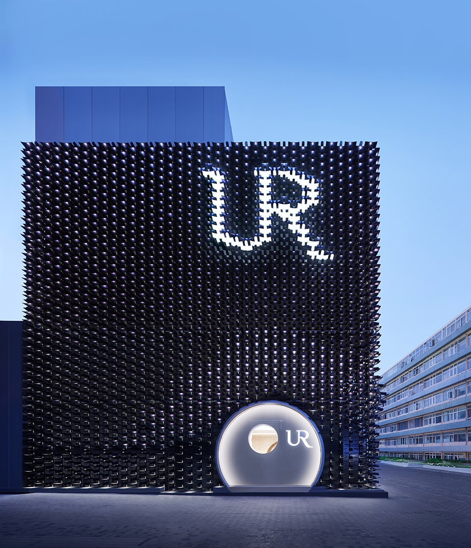 urban revivo flagship store in beijing by mvrdv