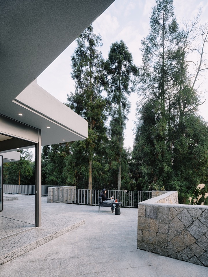 Wencheng Mountain Retreat by ALL Studio