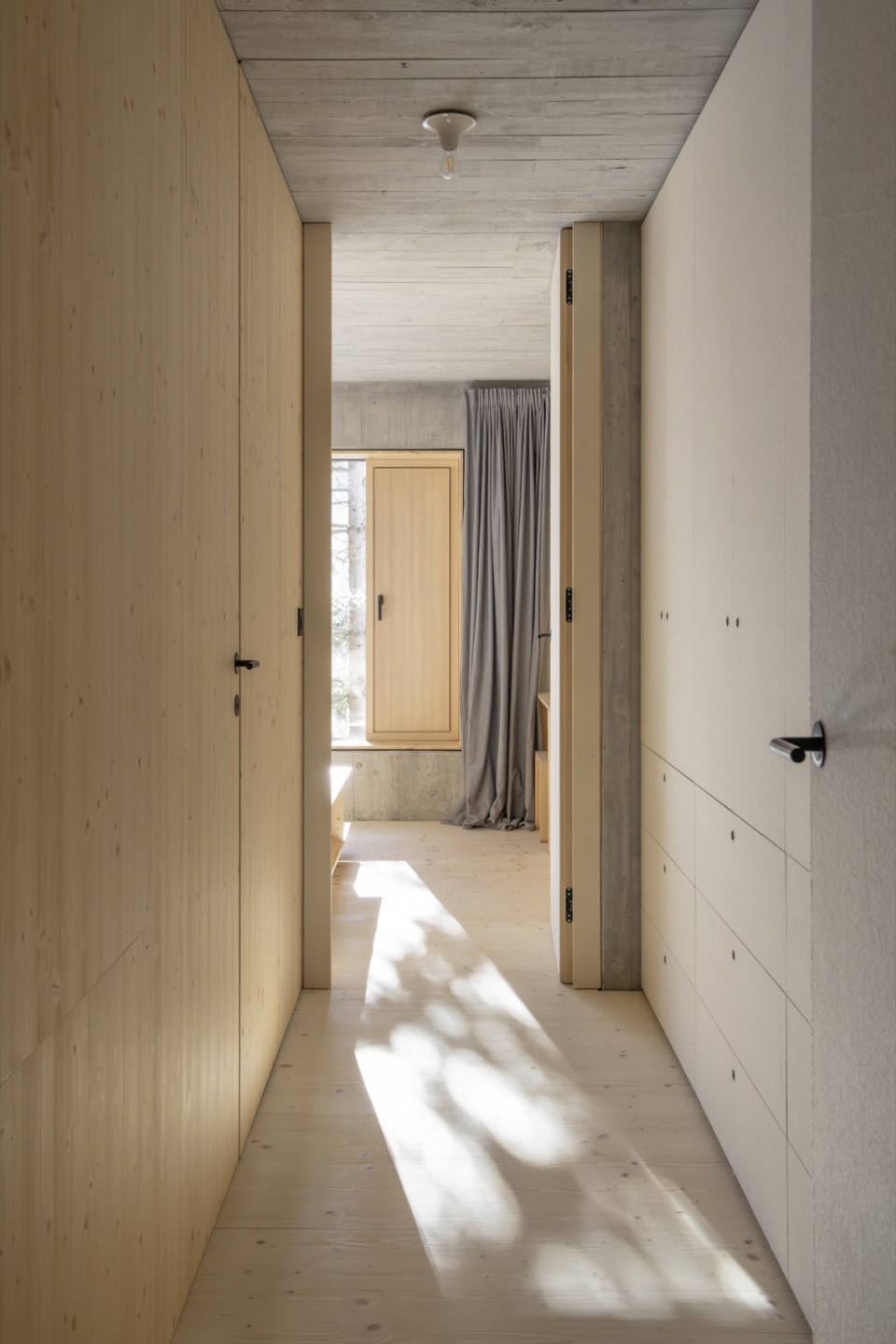 TWIN ALPINE HOUSES