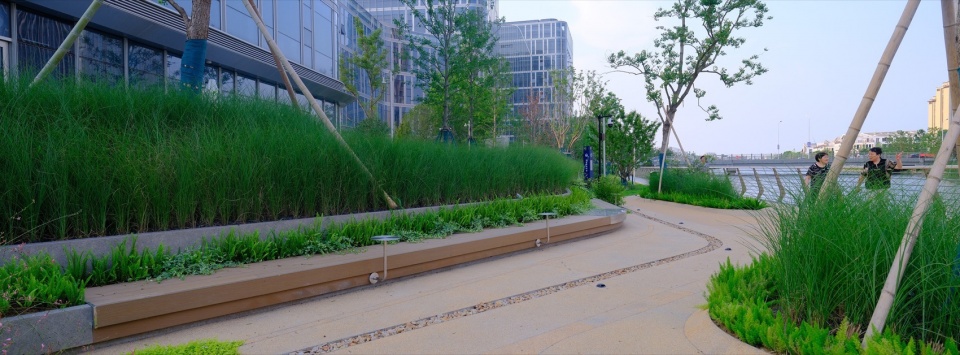 Riverside Landscape Design of Green Belts on Both Sides of Dadongjiang