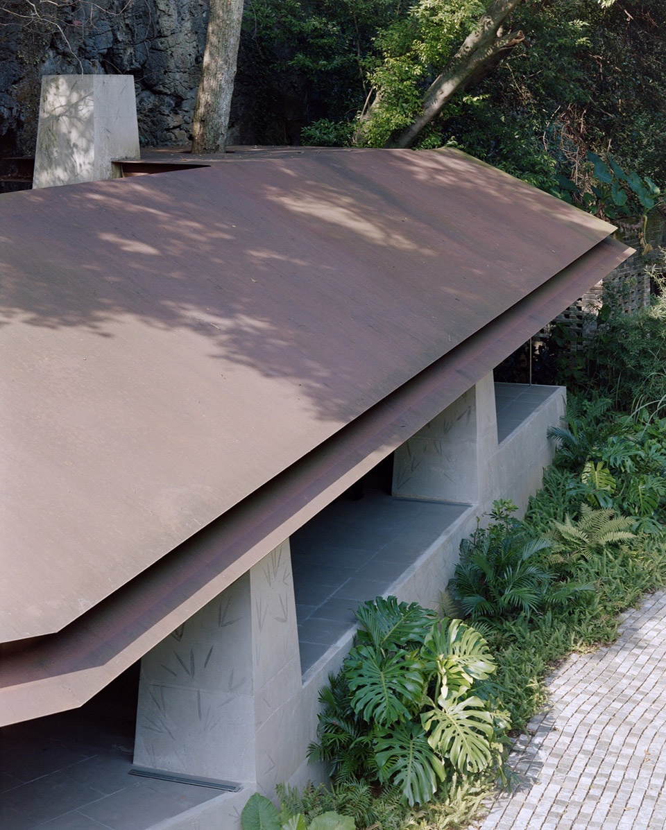Stream Restaurant by Atelier Guo