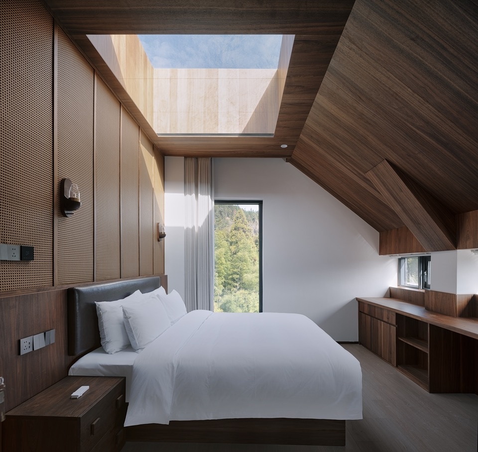 Wencheng Mountain Retreat by ALL Studio