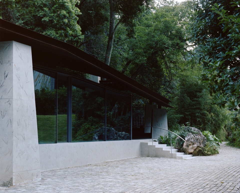 Stream Restaurant by Atelier Guo