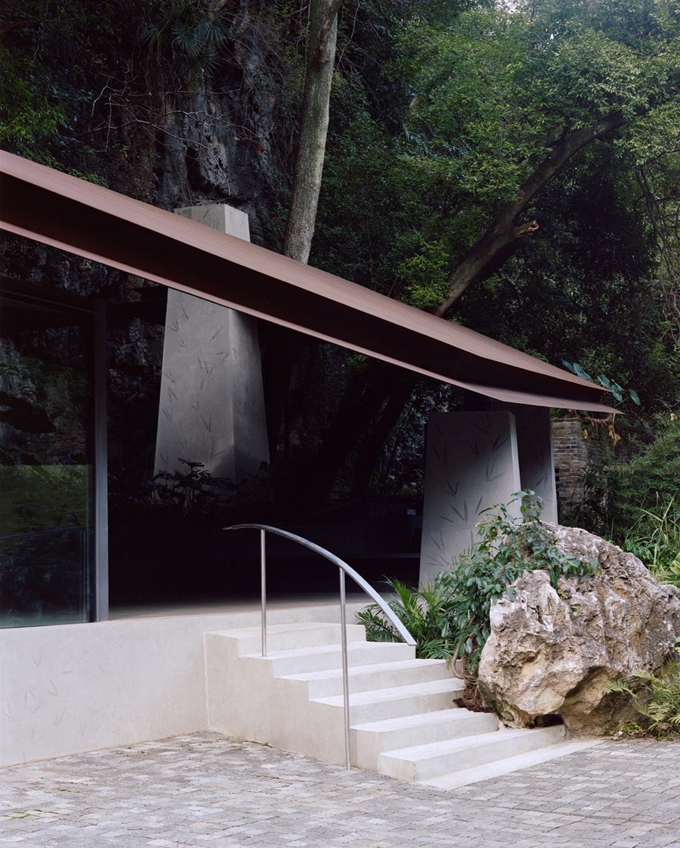 Stream Restaurant by Atelier Guo