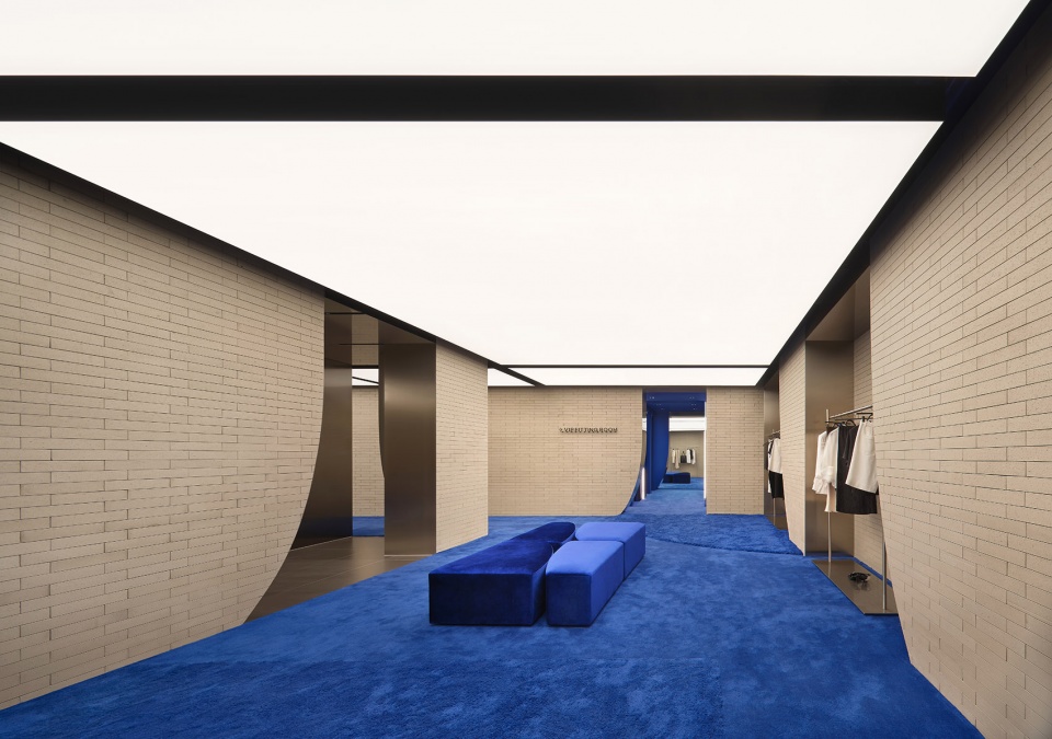 urban revivo flagship store in beijing by mvrdv
