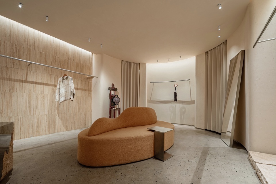 BAMPO Beijing Wudaoying Flagship Store
